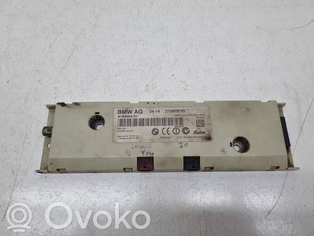 BMW 5 E60 E61 Antenas pastiprinātājs 