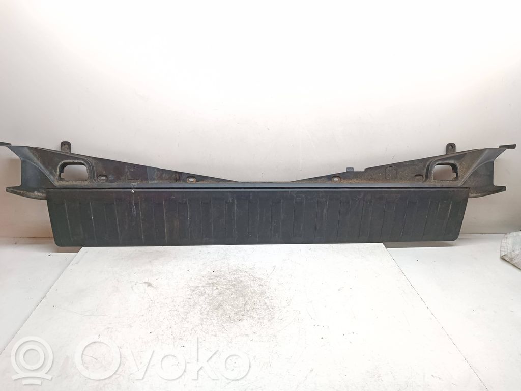 BMW X5 E53 Trunk/boot lower side trim panel 