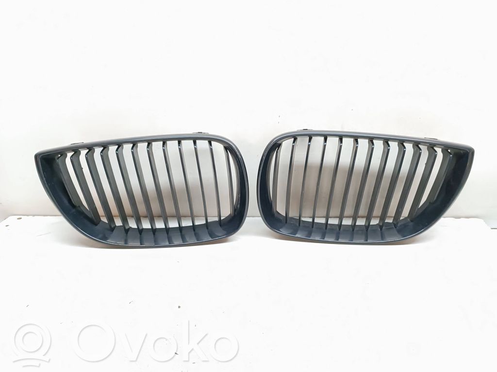 BMW 1 E82 E88 Grilă radiator față 