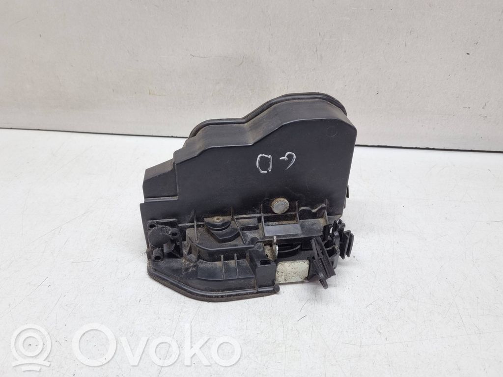 BMW X3 F25 Încuietoare ușă spate 