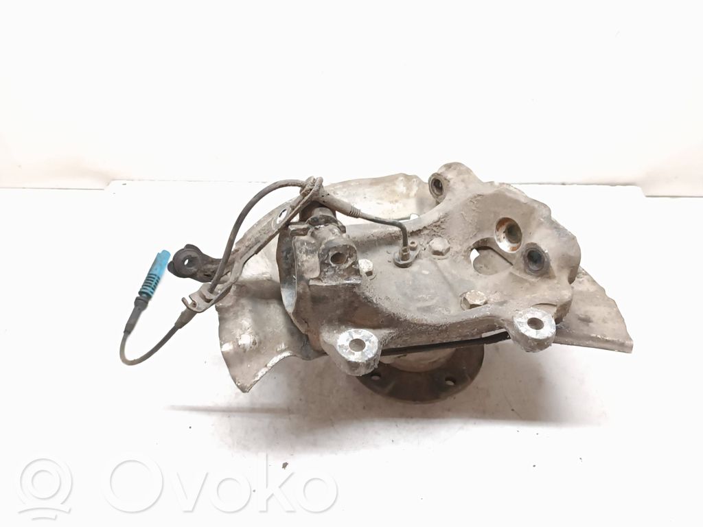 Etupyörän navan laakerikokoonpano   6760953