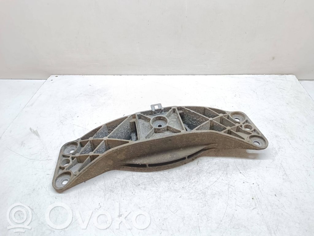BMW 5 E60 E61 Gearbox mounting bracket 