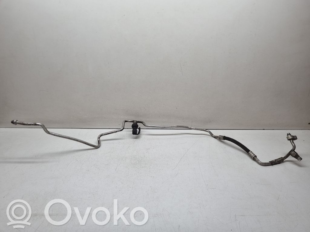 Ilmastointilaitteen putki (A/C)   9155396