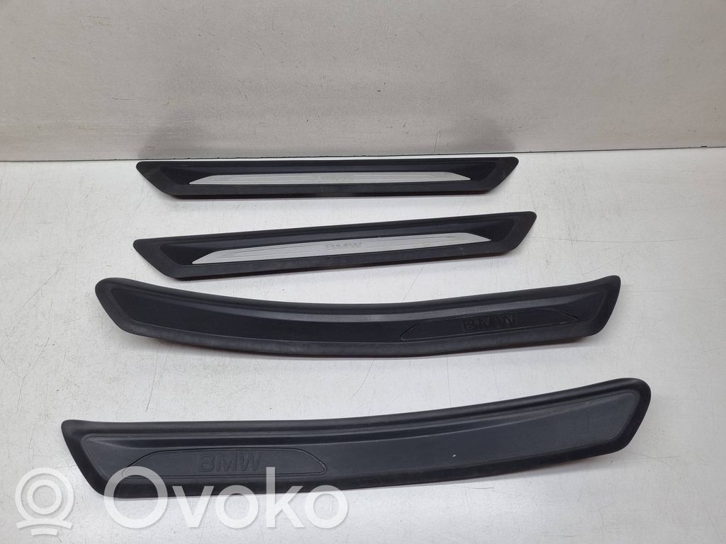 BMW 2 F46 Set apărători prag (interioare) 