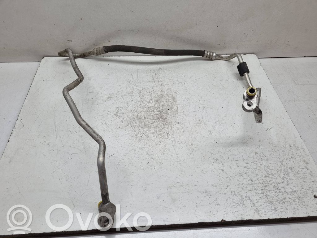 BMW 3 E90 E91 Conductă/furtun aer condiționat (A/C) 