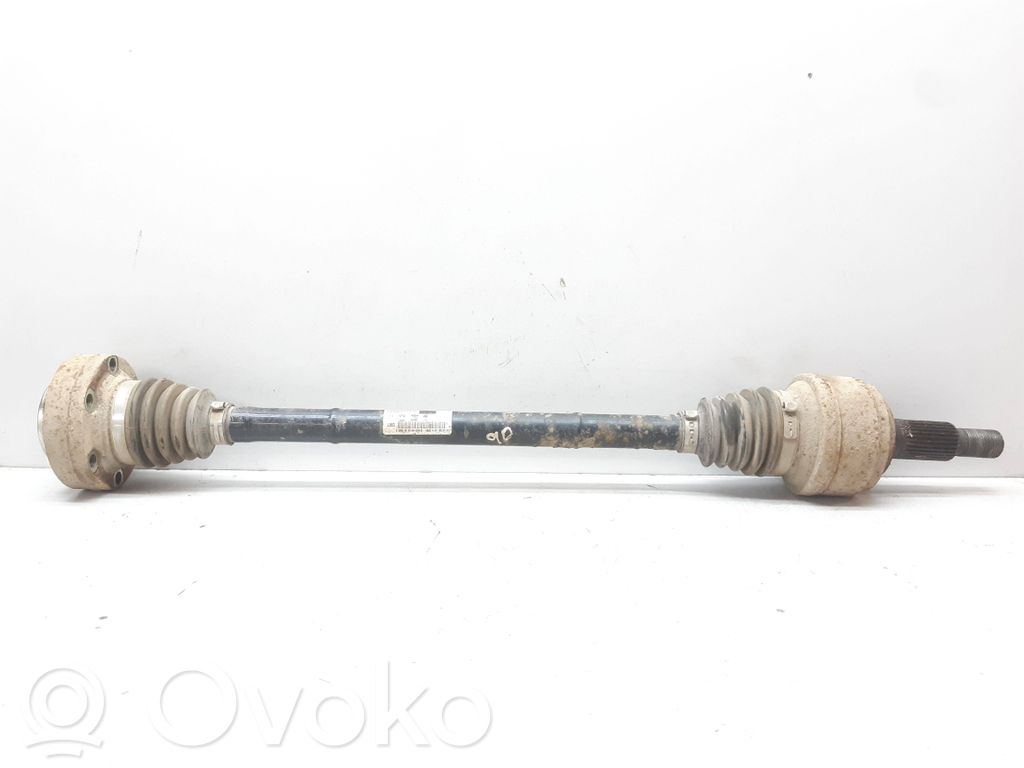 Takavetoakseli   7L8501201