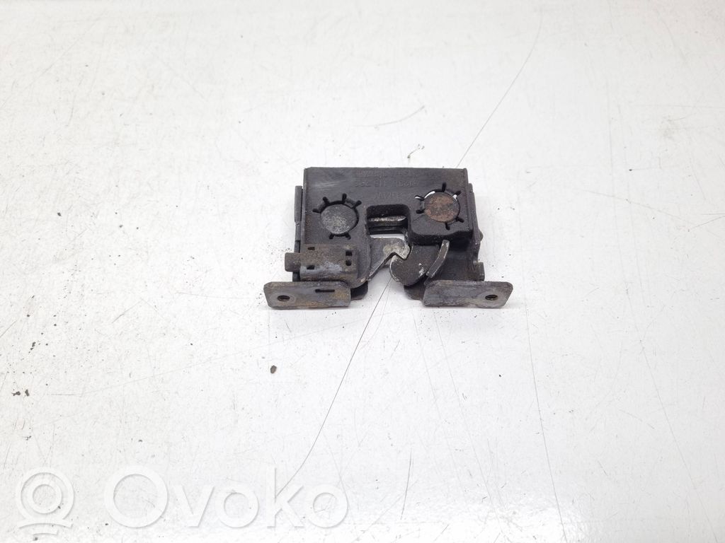 Engine bonnet/hood lock/catch   7115228