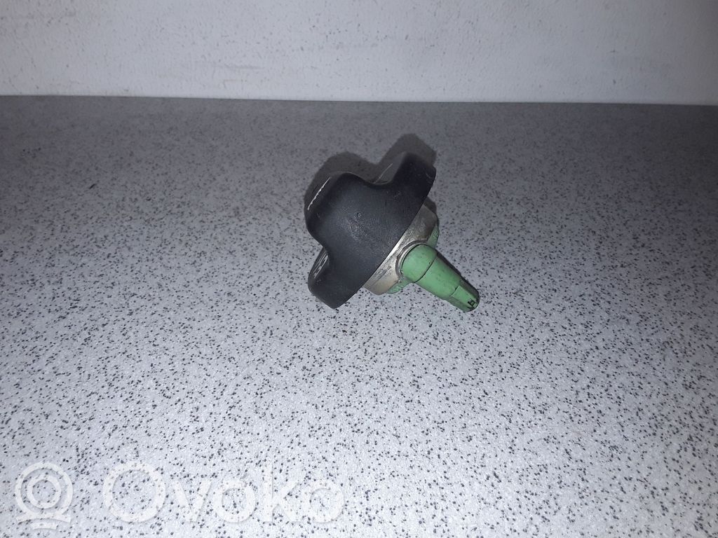 BMW 5 E60 E61 Einfülldeckel für den Kraftstofftank 