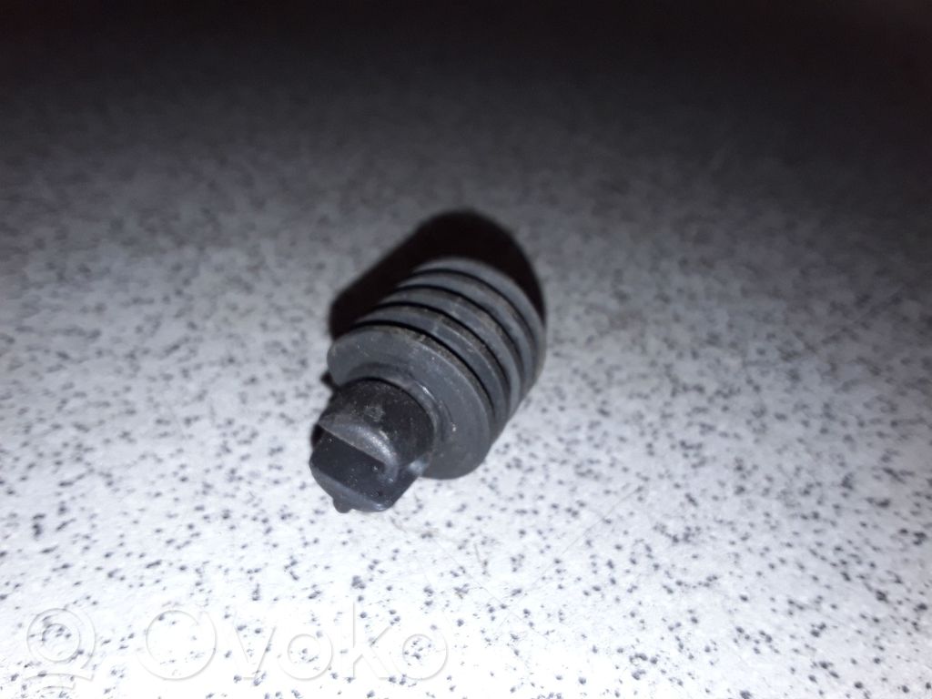 BMW 3 E46 Radiator mount bracket 
