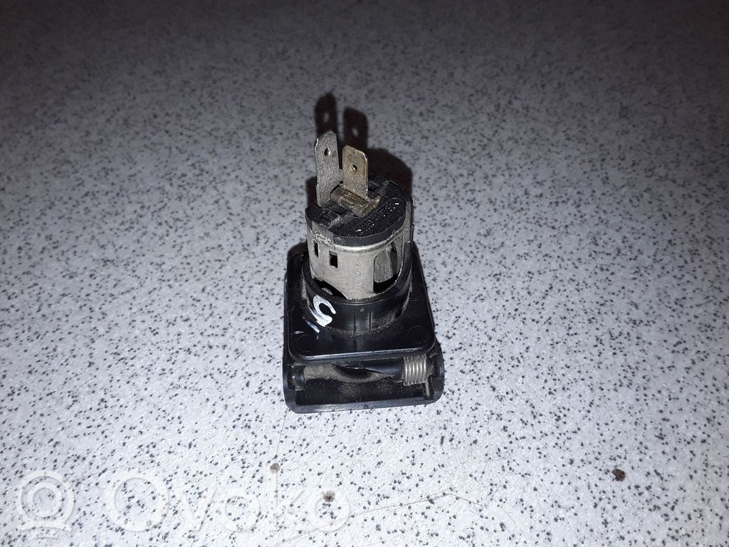 BMW 3 E46 12 V Socket (rear) 
