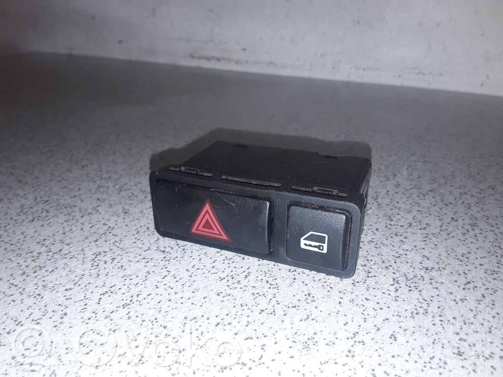 Hazard light switch   61318368920,8368920