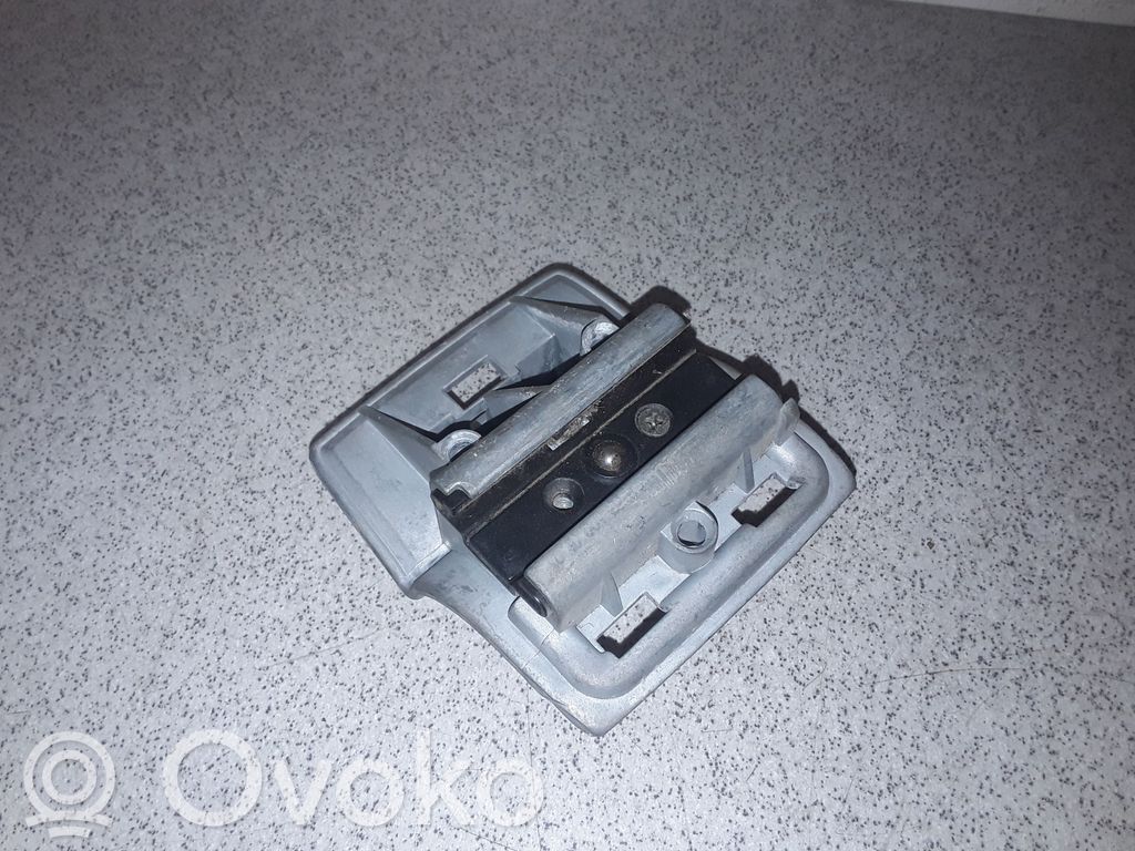BMW 5 E39 Parcel shelf load cover mount bracket 