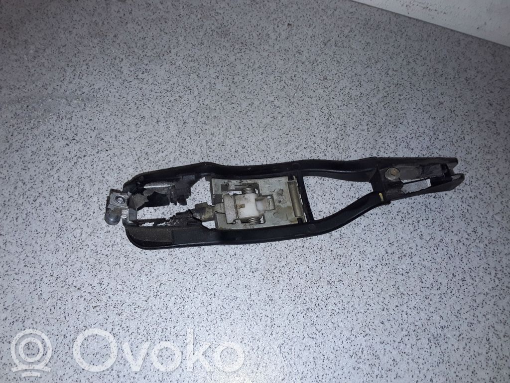 BMW 3 E46 Takaoven ulkokahvan kehys 