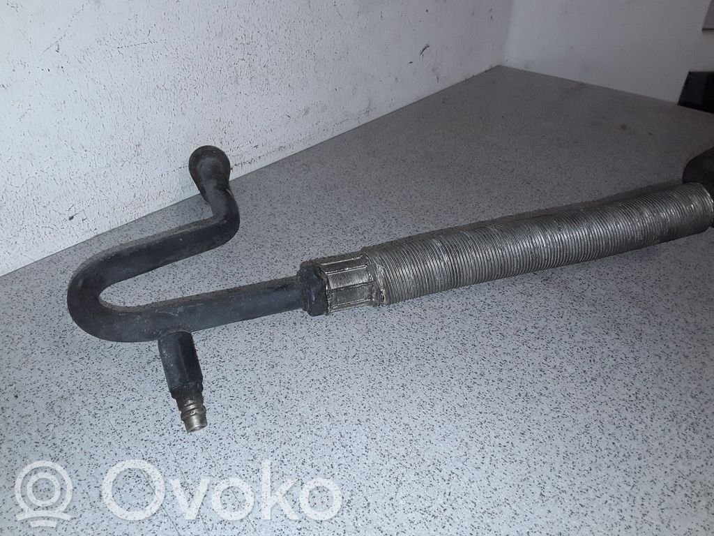BMW 5 E39 Ilmastointilaitteen putki (A/C) 