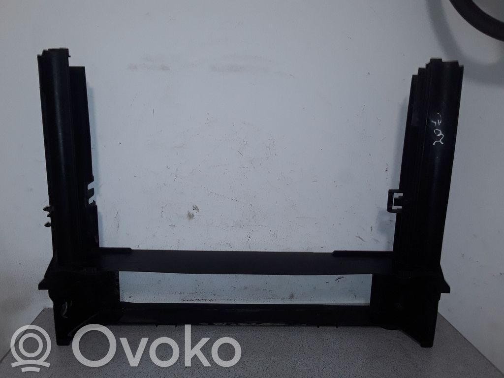 Radiator trim   17112248481,2248481