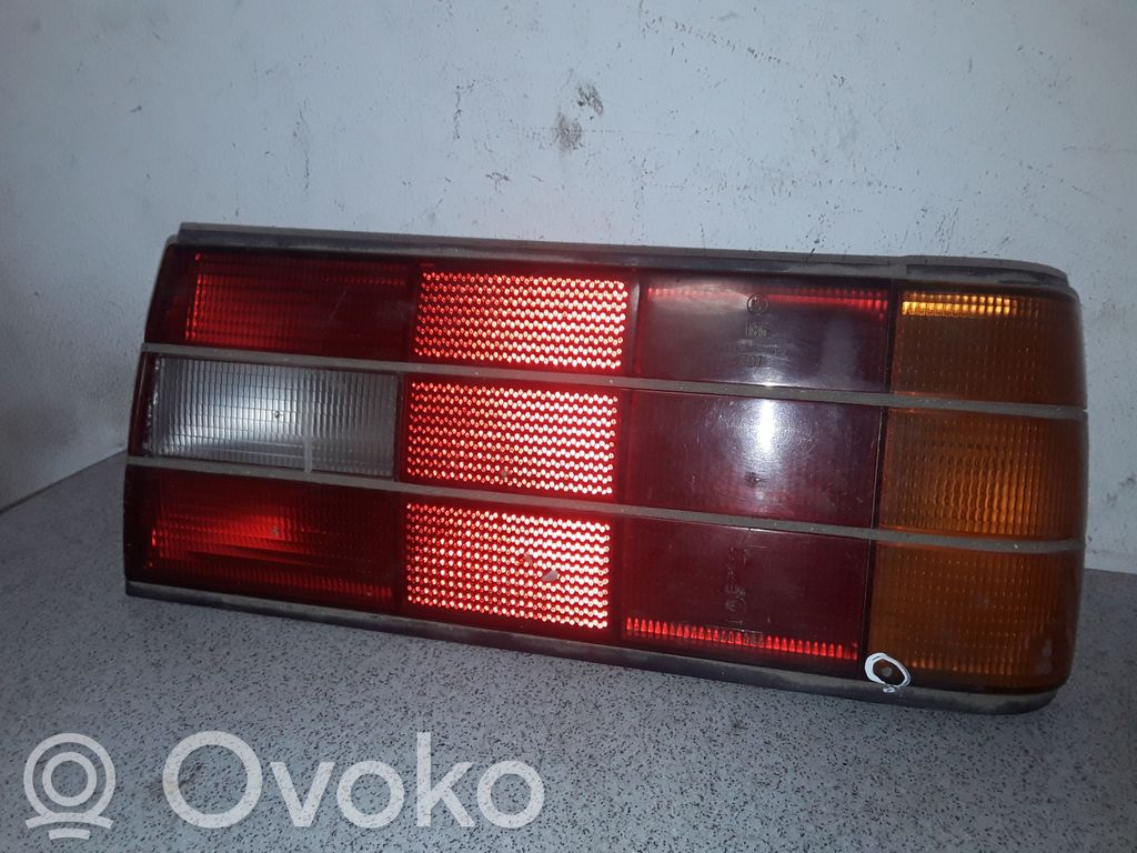 Rear/tail lights   1380862