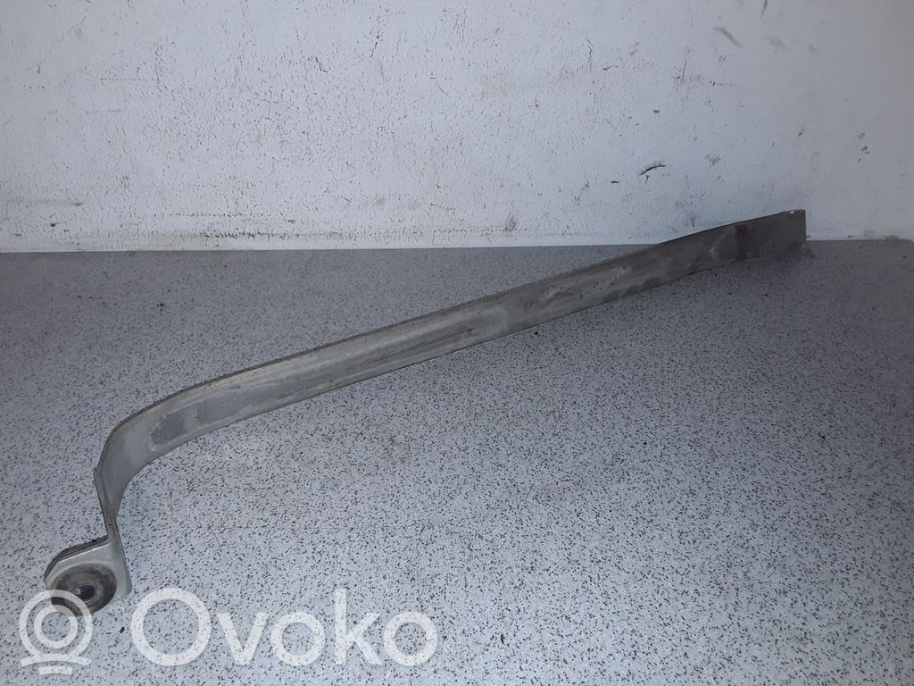 BMW 3 E46 Polttoainesäiliön kannake 