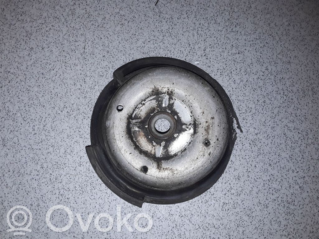 BMW 5 E60 E61 Coil spring/strut mount 