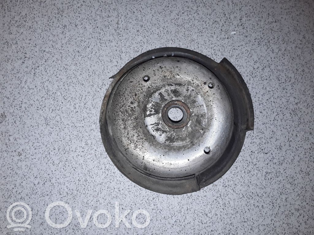 BMW 5 E60 E61 Coil spring/strut mount 