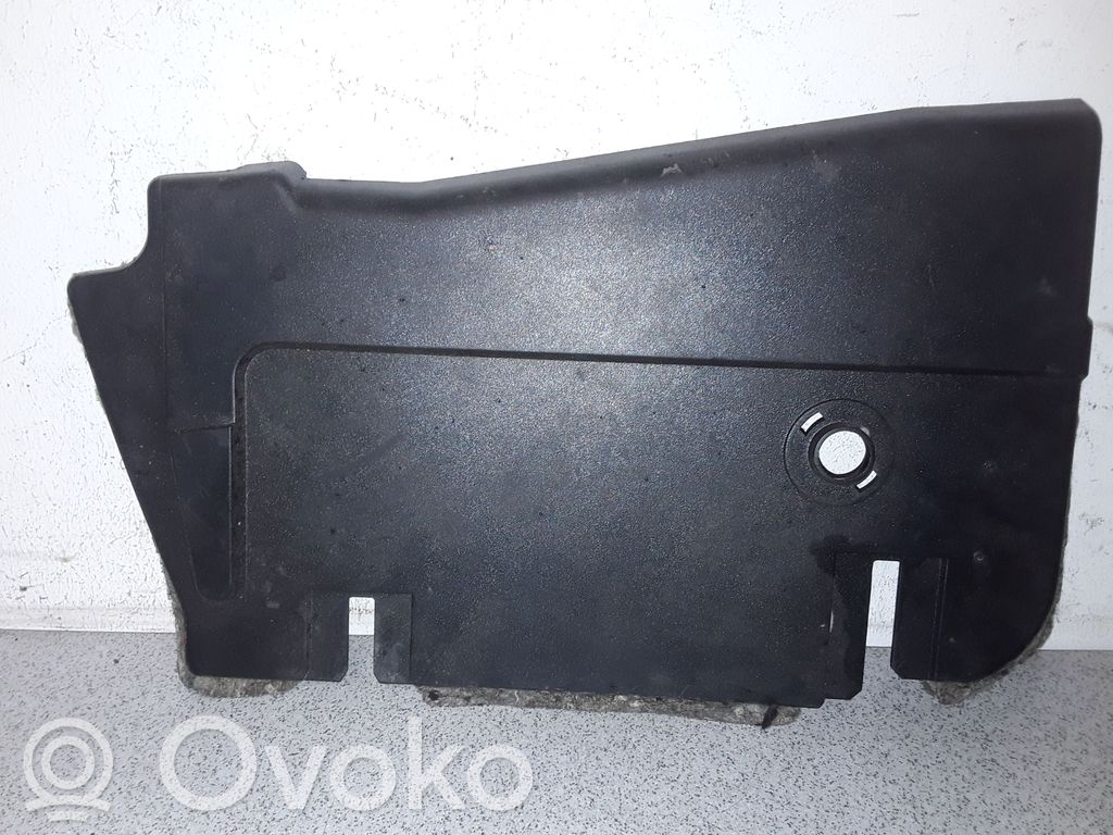 BMW 5 E39 Jalkatilan sivukoristelista 