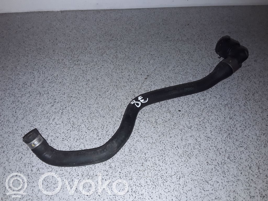 BMW 5 E60 E61 Moottorin vesijäähdytyksen putki/letku 
