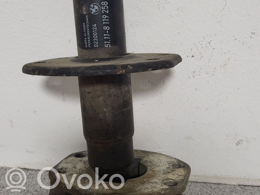 BMW 3 E36 Priekšpusē bampera turētājs 