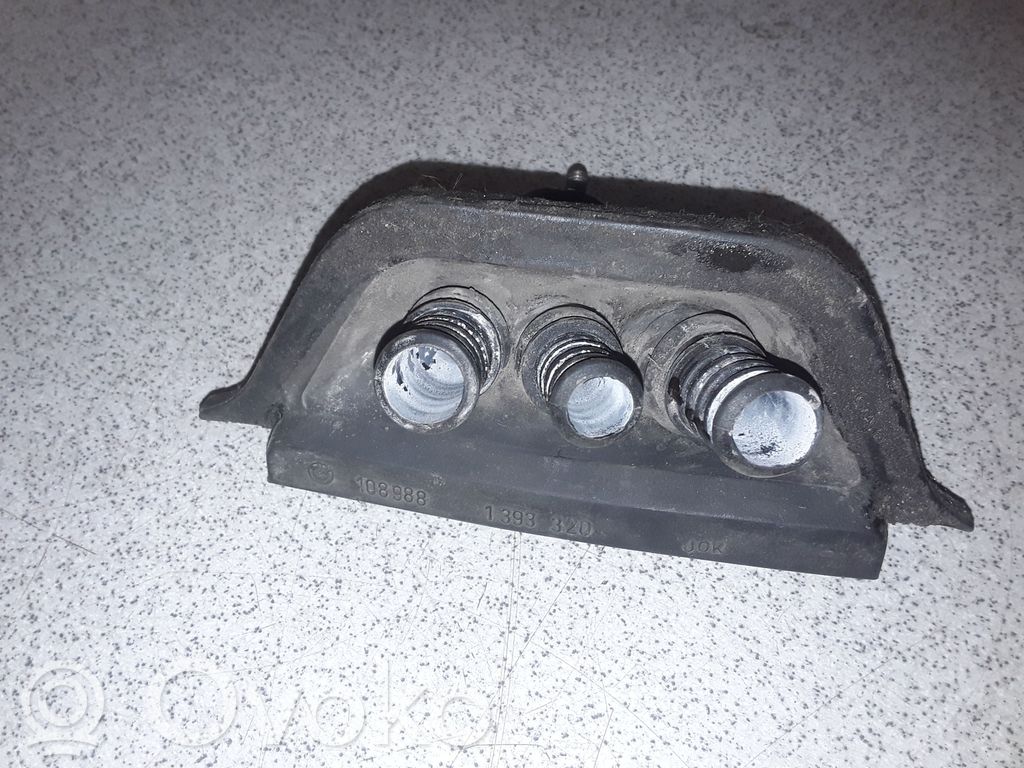 BMW 3 E36 Engine coolant pipe/hose 