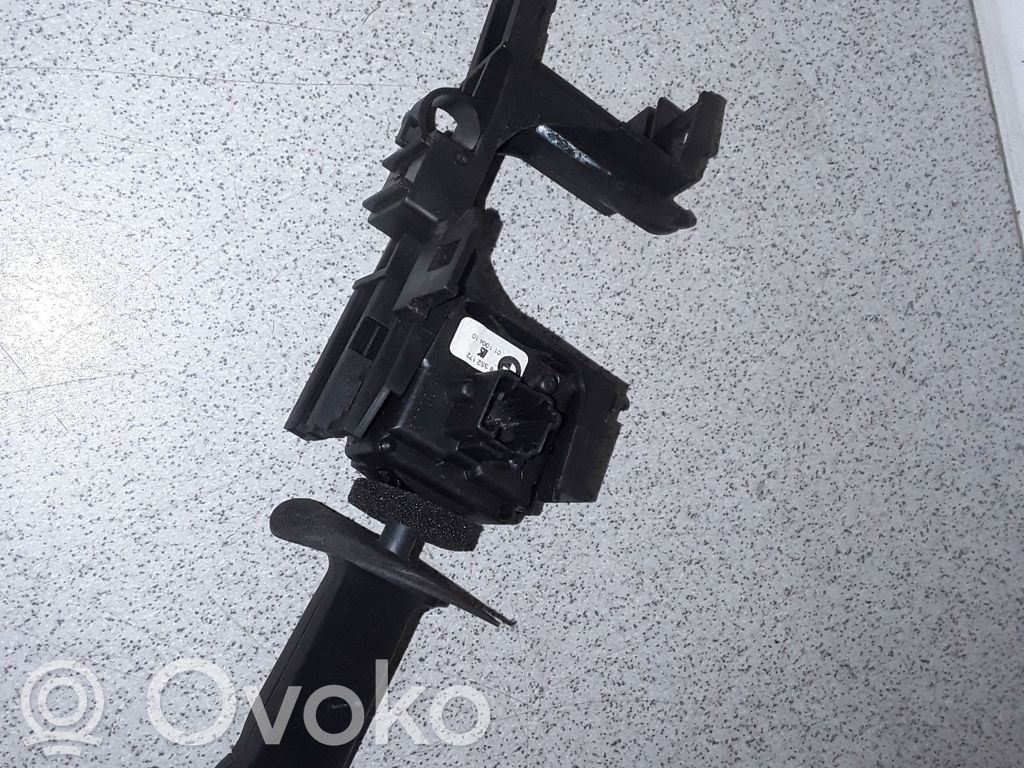 BMW 5 E39 Rokturu komplekts 