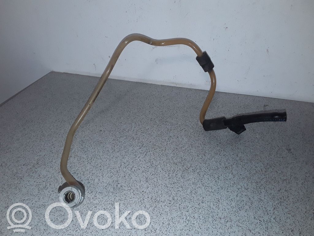 BMW 5 E60 E61 Polttoaineputki 