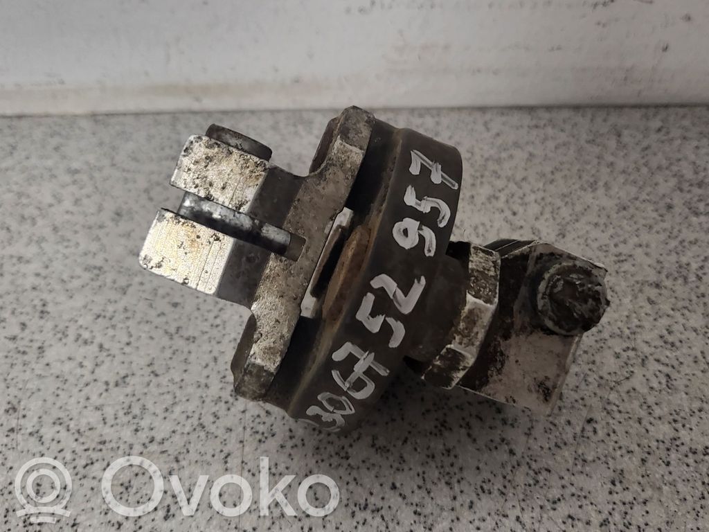 BMW 3 E46 Steering column universal joint 