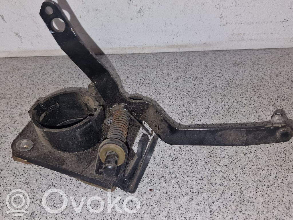 BMW 3 E36 Accelerator throttle pedal bracket 