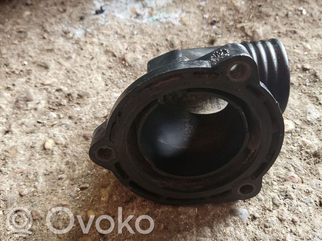 BMW 5 E34 Engine coolant pipe/hose 