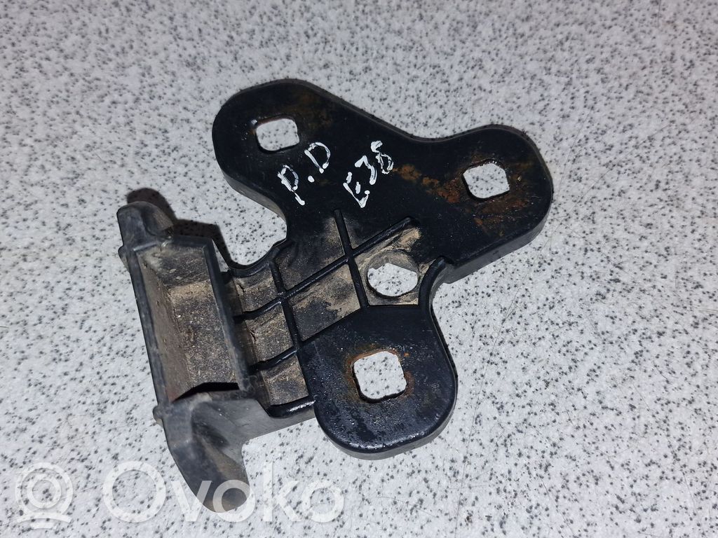BMW 7 E38 Front bumper mounting bracket 