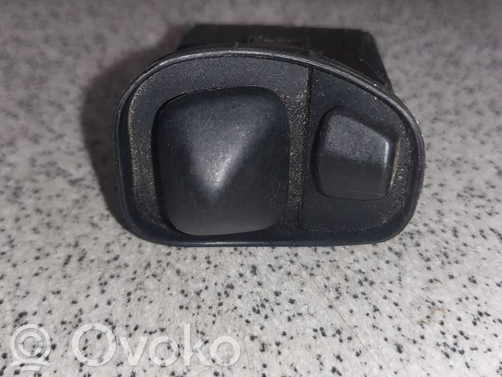 BMW 5 E34 Wing mirror switch 