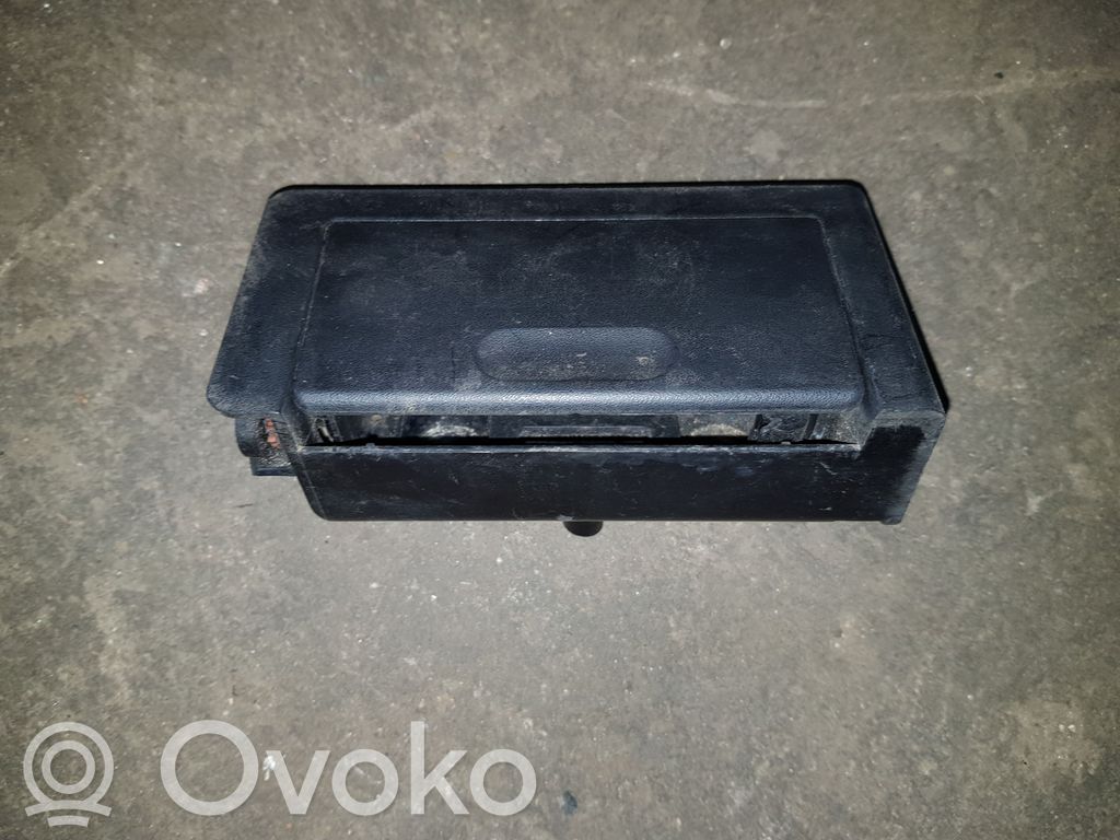 Ashtray (front)   51168144796