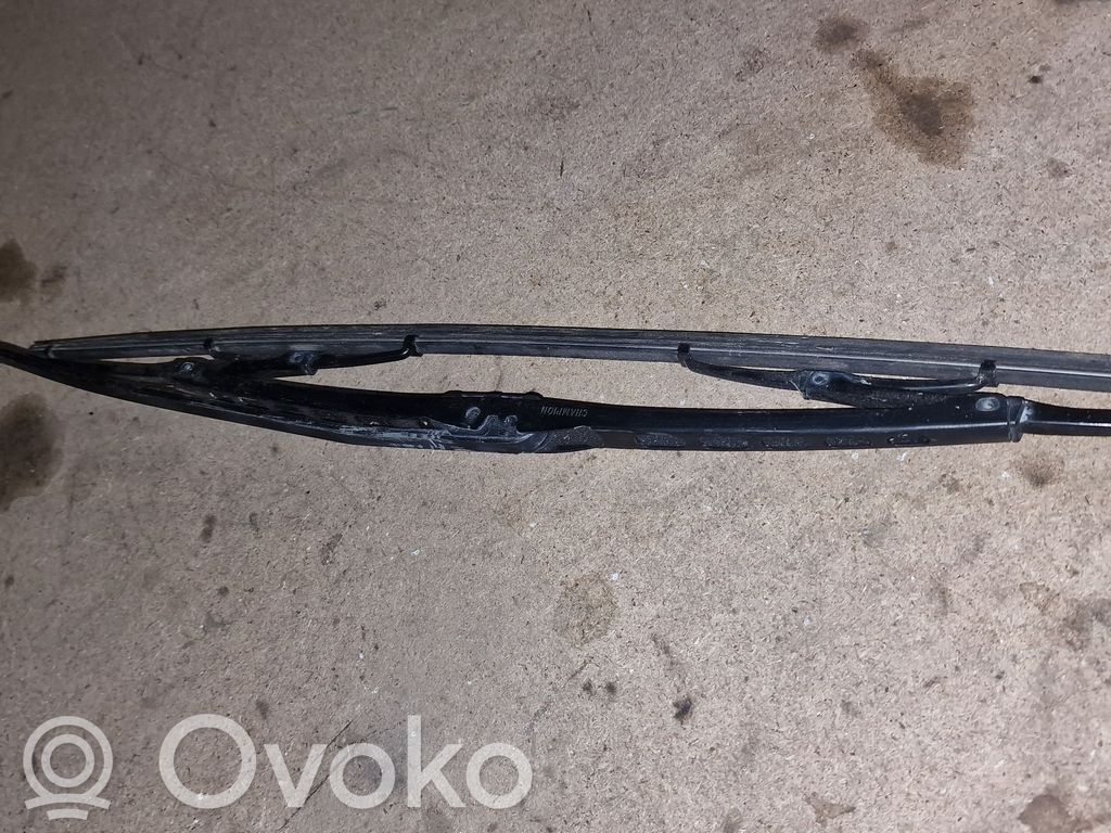 BMW 3 E36 Windshield/front glass wiper blade 