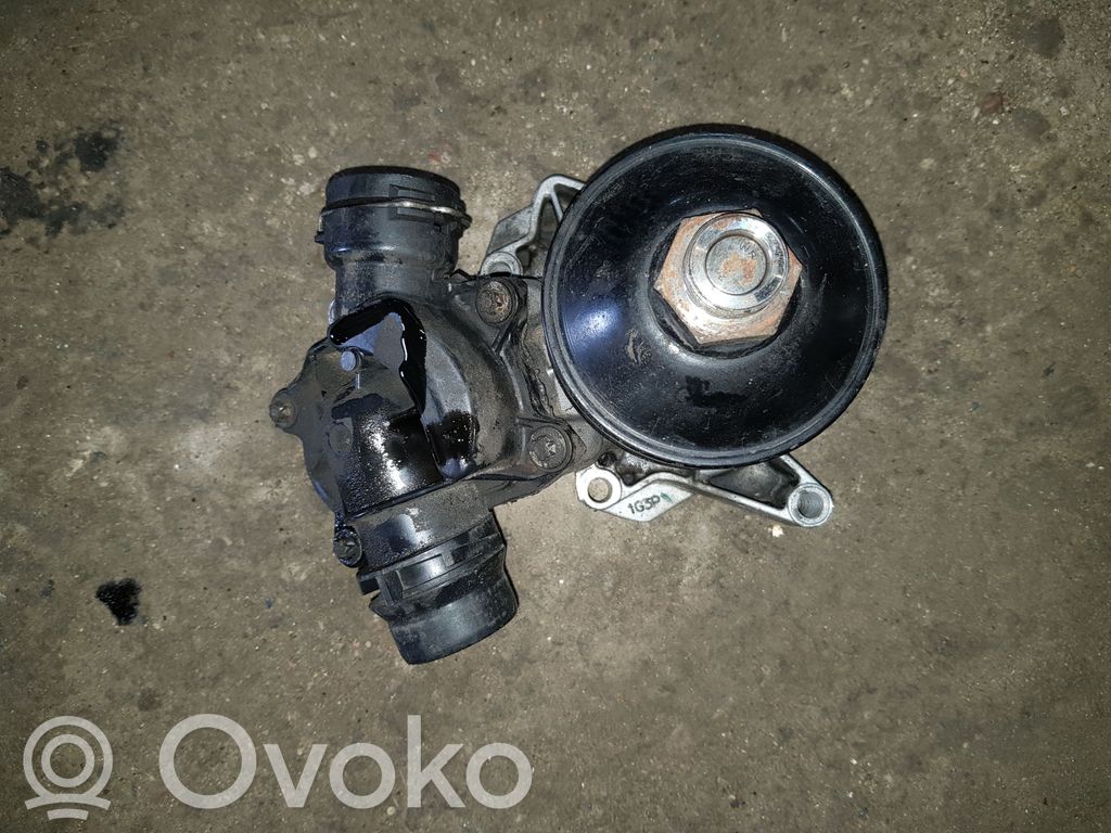 Vandens pompa   11517786192
