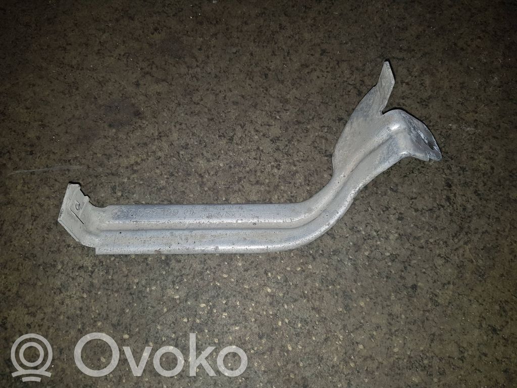 BMW 5 E60 E61 Sonstiges Einzelteil Unterboden 