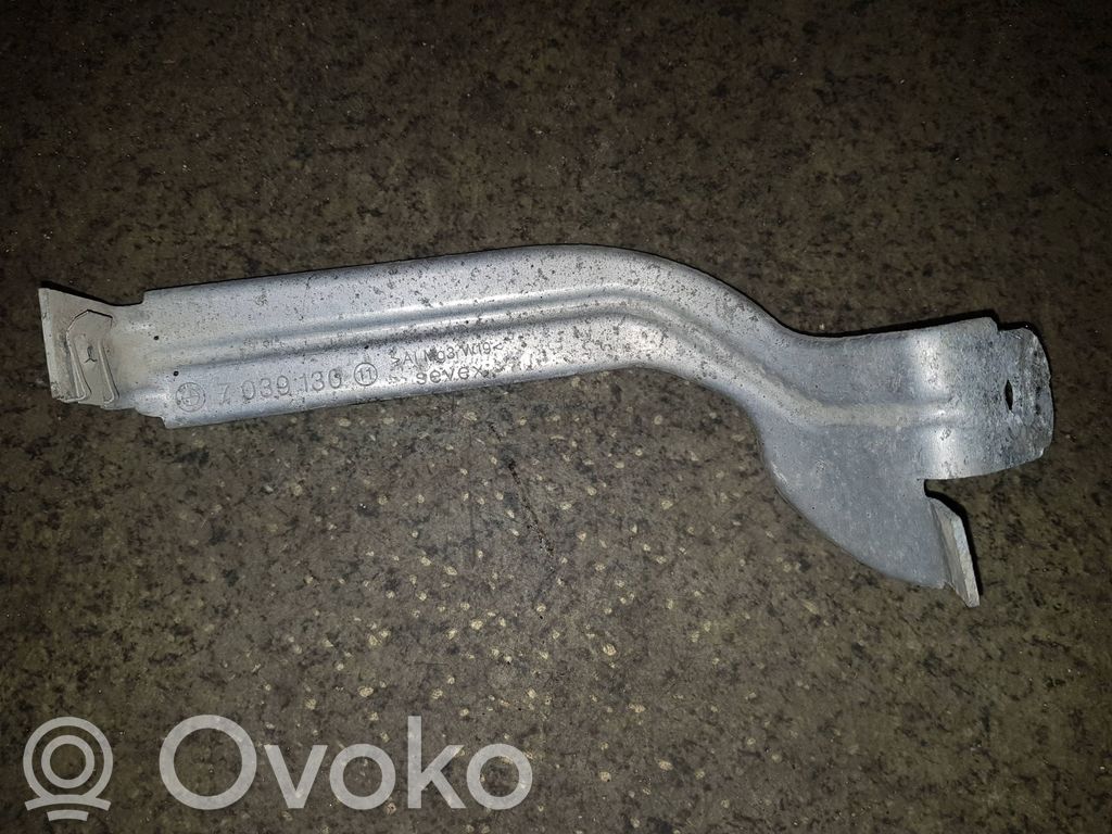 BMW 5 E60 E61 Sonstiges Einzelteil Unterboden 