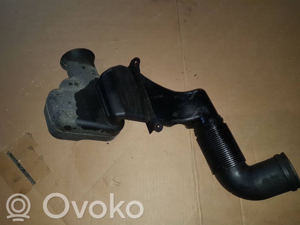 BMW 5 E39 Część rury dolotu powietrza 