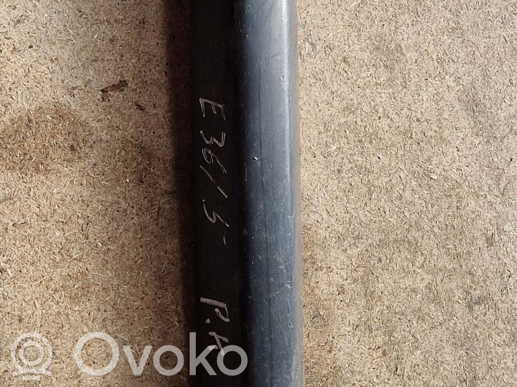 BMW 3 E36 Lokasuojan lista (muoto) 