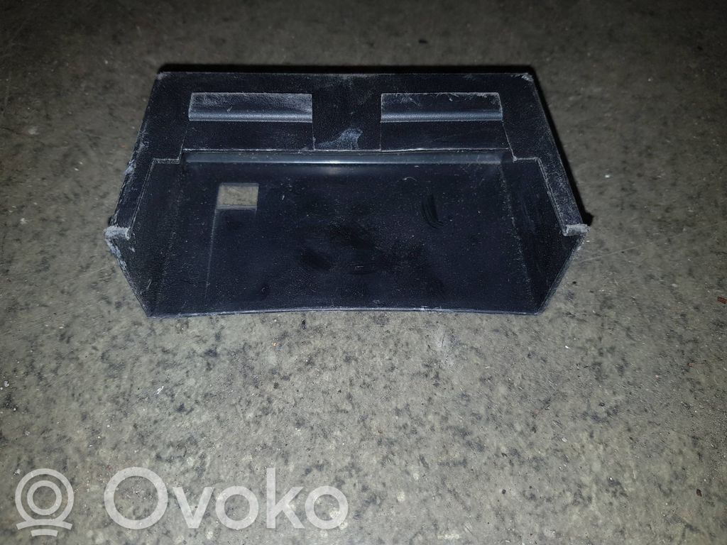 BMW 3 E36 Fuse box cover 