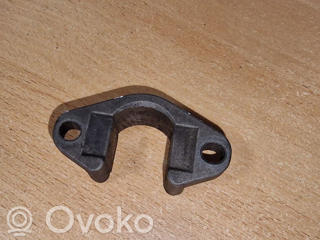 BMW 3 E46 Abrazadera del inyector de combustible 