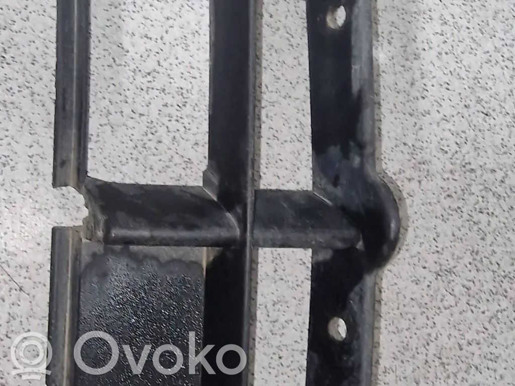 BMW 5 E39 Front bumper lower grill 