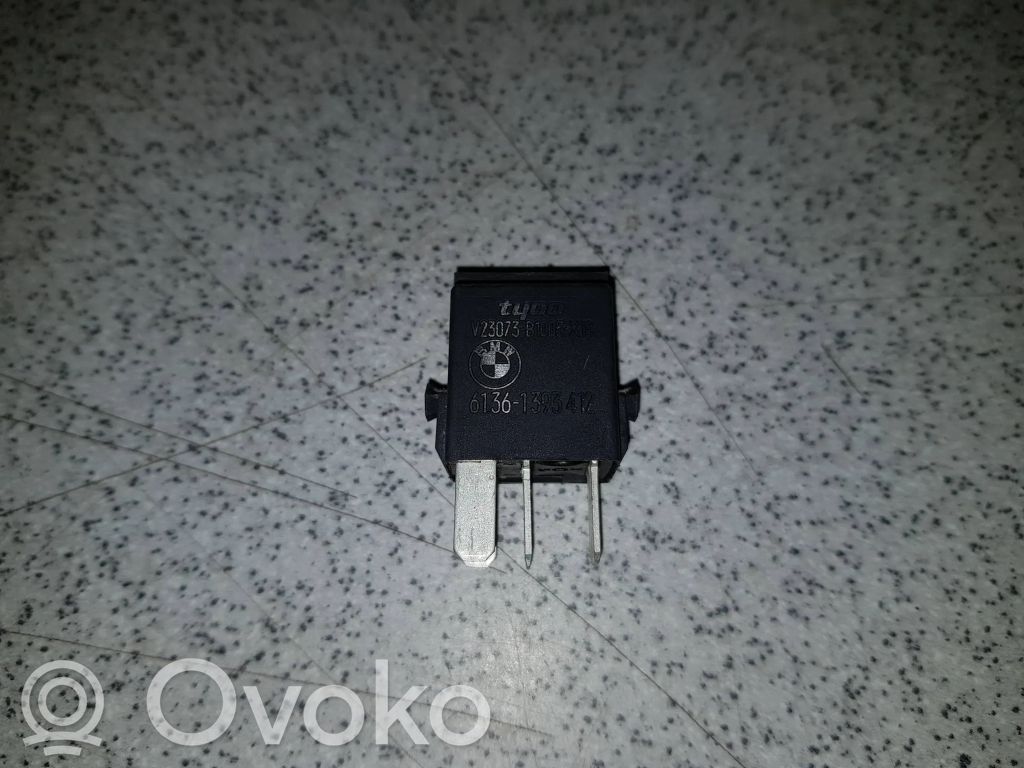 BMW 5 E39 Otros relés 