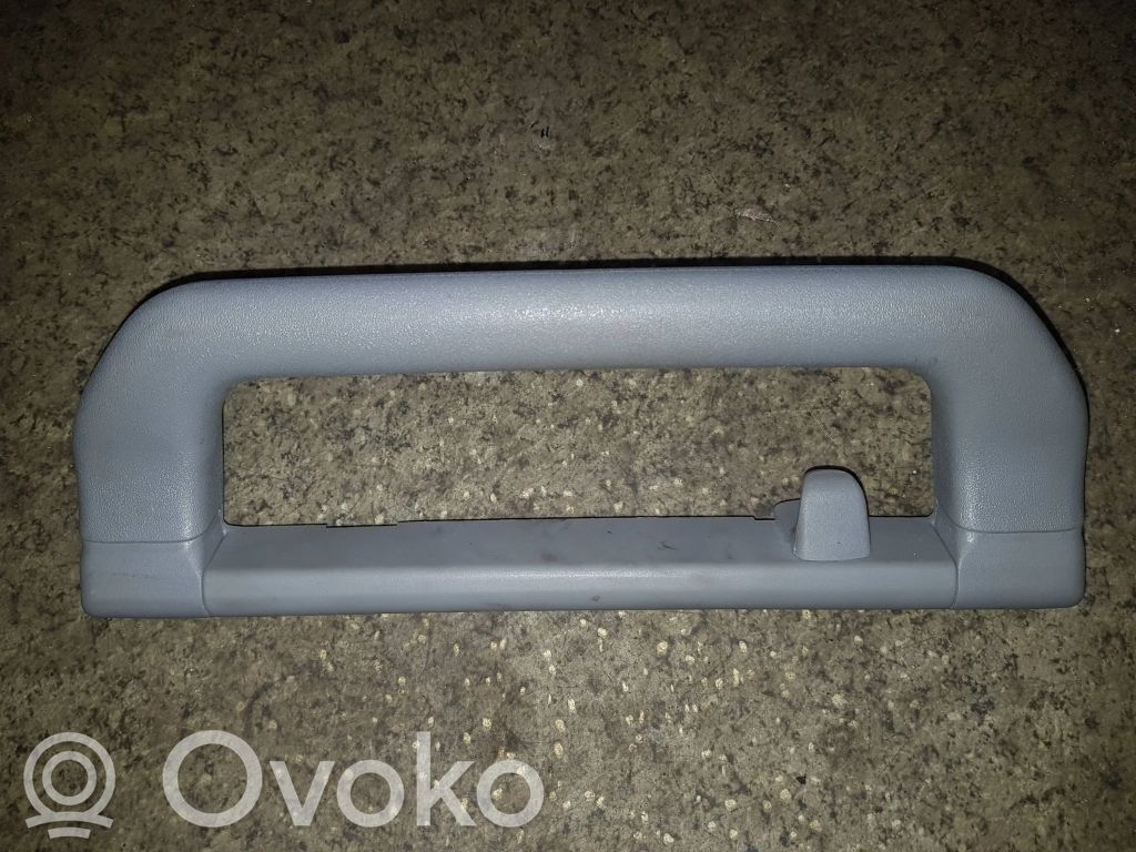 BMW 5 E34 Rankenėlė galinė 