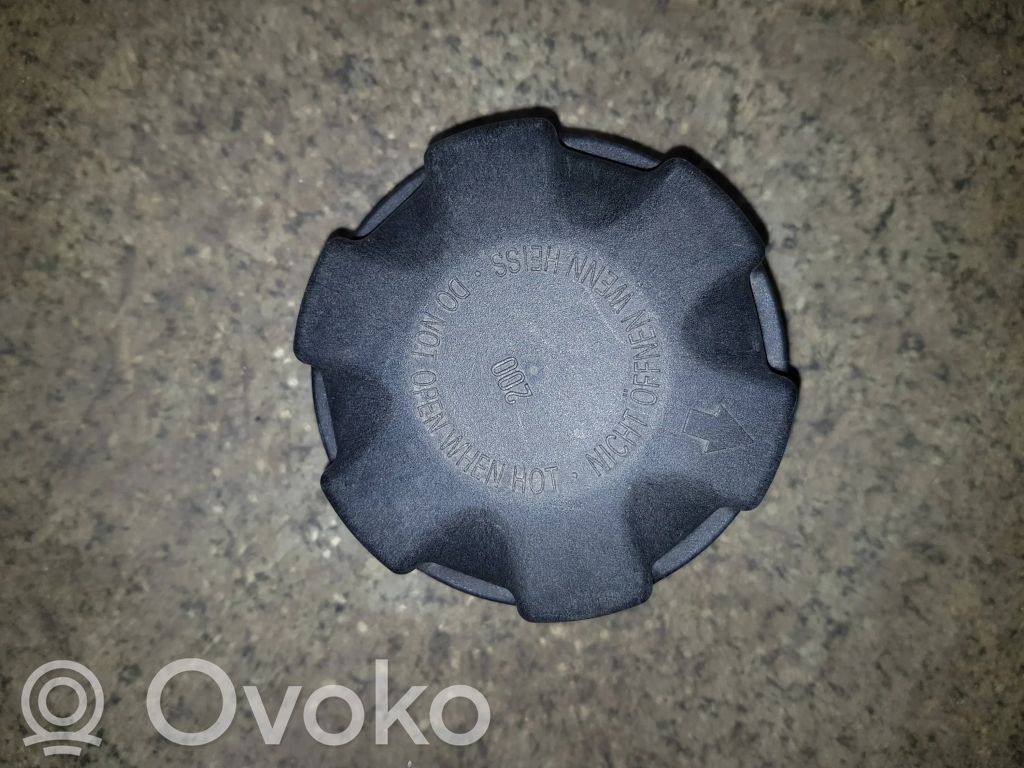 BMW 5 E60 E61 Aušinimo skysčio išsiplėtimo bakelio dangtelis 