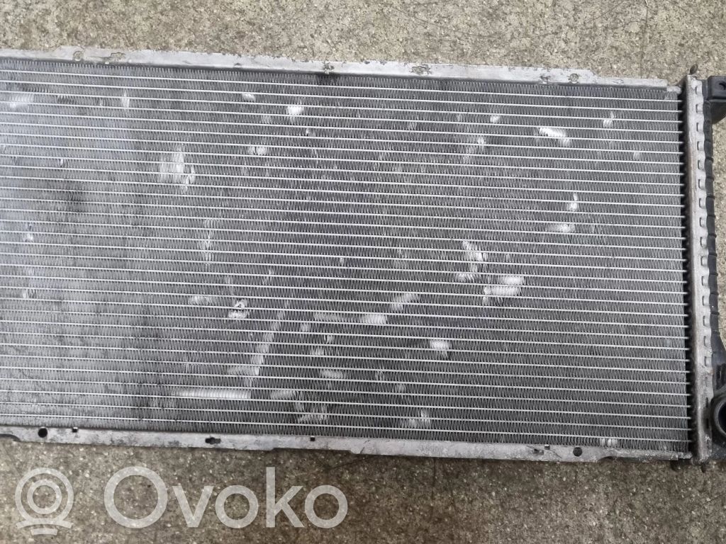 BMW 5 E39 Coolant radiator 