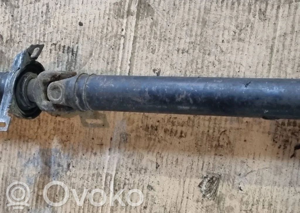 BMW 7 E38 Kardanas komplekte 