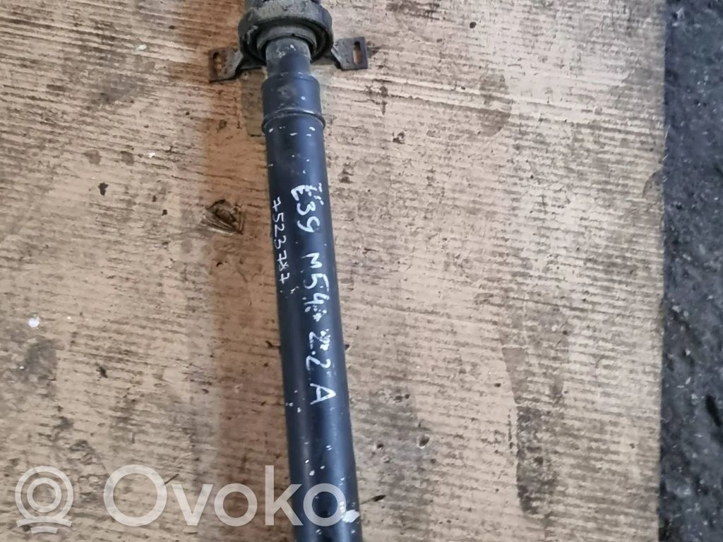 BMW 5 E39 Kardanas komplekte 